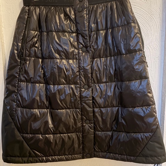 Fire+Ice Puffer Shiny Black A-Line Skirt - Picture 2 of 7